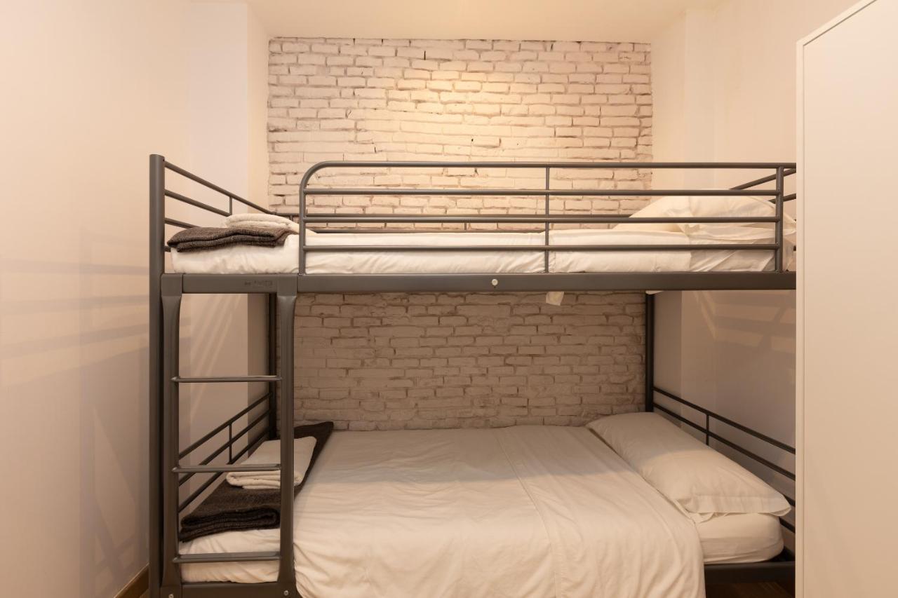 Gothic - Ramblas Apartments Barcelona Ngoại thất bức ảnh