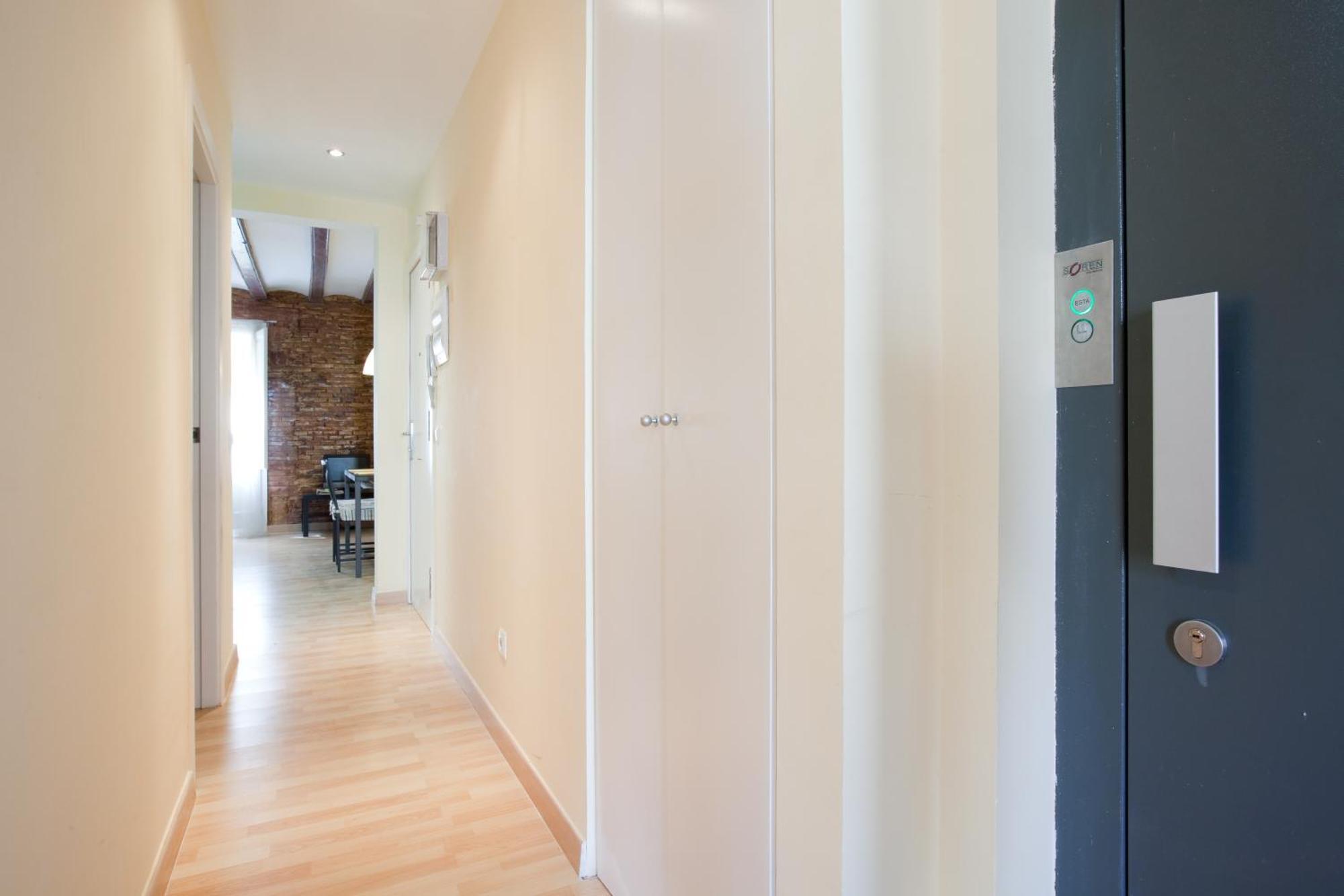 Gothic - Ramblas Apartments Barcelona Ngoại thất bức ảnh