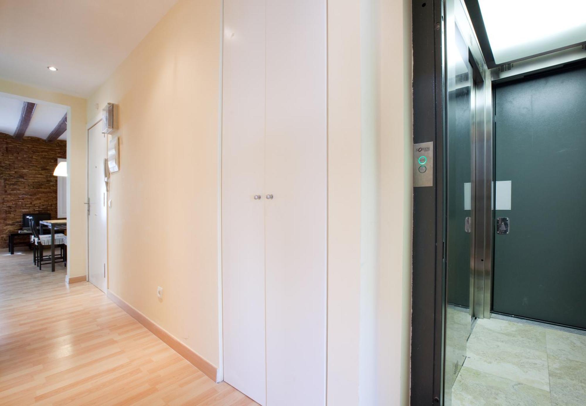Gothic - Ramblas Apartments Barcelona Ngoại thất bức ảnh